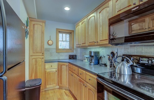 Foscoe Condo | Timbers Q-4: Mountain Condo, Echota Gated Resort, Indoor/Outdoor Pools and Hot Tub, Fitness Area,.