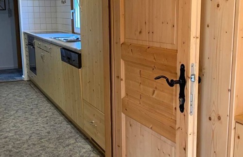Gruenburg House | Time out 2.0: Digital detox - vacation home, shower and bath, WC, 1 bedroom