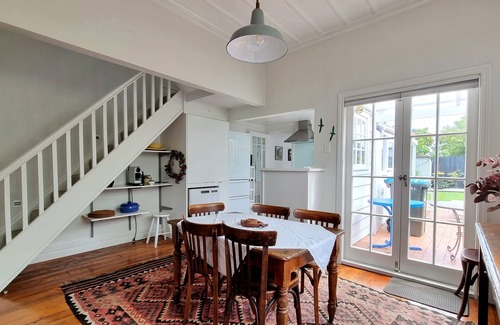 Grey Lynn House | Timeless Heritage Grey Lynn 2BR Beauty