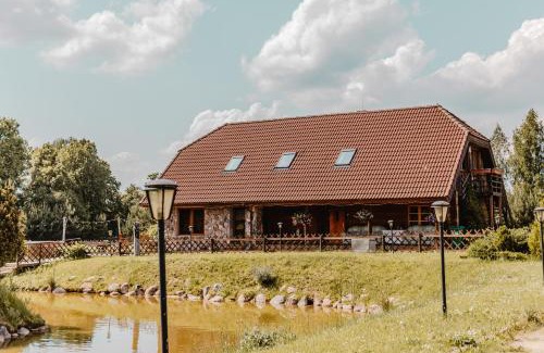 Rouge House | Tindioru Holiday House