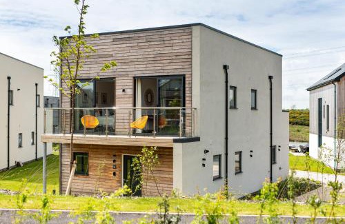 Holworth House | Tinklebobs BR16 Silverlake Dorset
