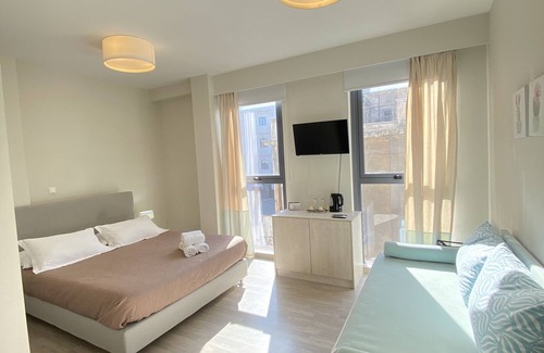Omonia Hotel | Tins Hotel City