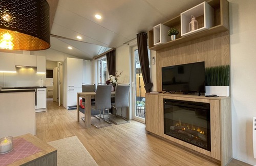 Riedenburg House | Tiny Haus Raabennest by Interhome