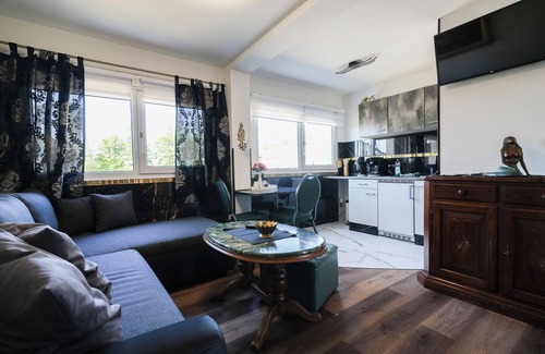 Garden House | Tiny house close to nature with barbecue area - pet-friendly & close to the lake
