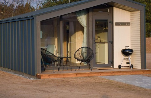 Klitten Apartment | Tiny House Fenja #14 - Skan-park Ferienhäuser & Tiny Houses am Bärwalder See