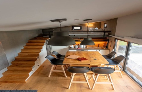 Buhlau Apartment | Tiny House mit einer großen Terrasse in der Naehe von Dresden