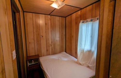 Wasaga Beach House | Tiny Wood Cottage 23