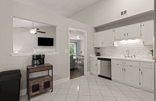 Brunswick House | Tipsy Turtle - NEW LISTING!