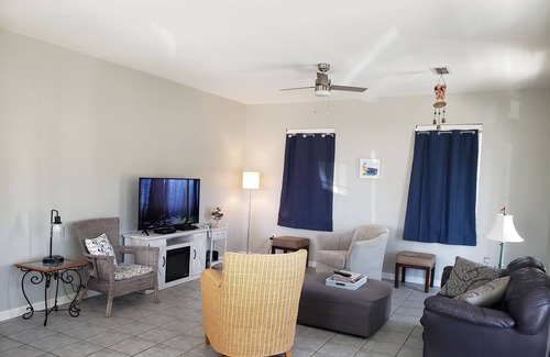 Waveland Cottage | Tired of snow? head to the gulf coast! creola has got you covered!