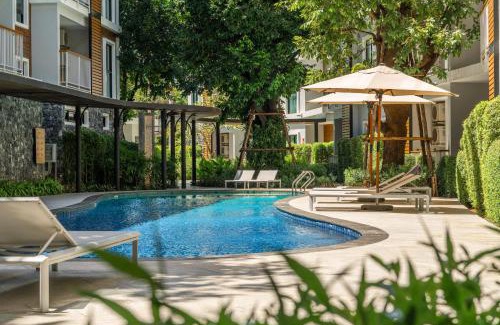 Rawai Apartment | Title V Sunny Holiday Pool View Gym Hammam