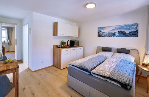 Tittmoning Apartment | Tittmoning Stadtplatz Boarding 2 Burghausen- Salzburg