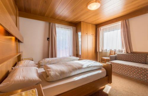 La Villa Apartment | Tlisüra