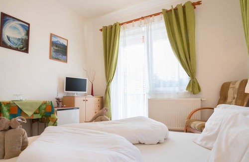 Heviz House | Toldi Panzió Hévíz