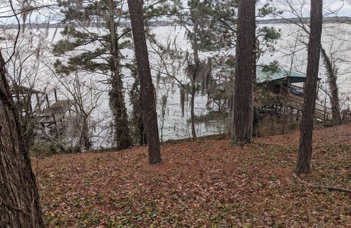Negreet House | Toledo Bend on Lanana Bay Waterfront Camp Boathouse Dock Subdivision Boat Launch