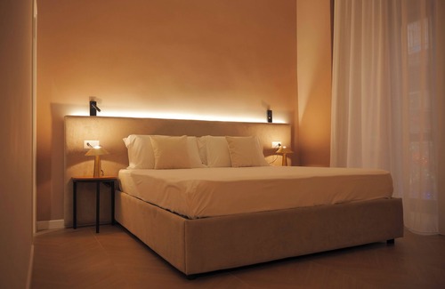 Quartieri Spagnoli House | Toledo LR Collection