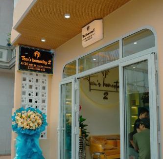 Hue City Centre Hotel | Tom's Homestay 2