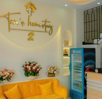 Hue City Centre Hotel | Tom's Homestay 2