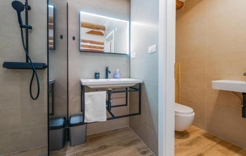 Pristeg House | Tonina