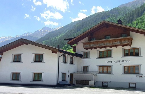 Vergoetschen Apartment | Top 1 - House Alpenrose