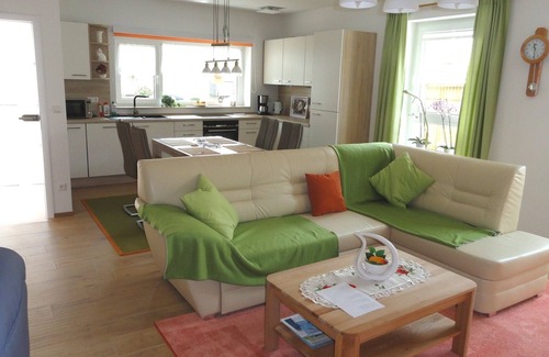 Friedrichshafen Apartment | Top apartment 350 m from the lake