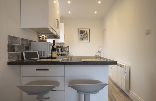 Ambleside Apartment | Top of the Bank Apartment