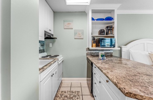 Panama City Beach Condo | Top of the Gulf Beach Resort by PHG