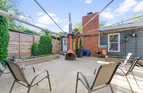 Tech Terrace House | Top-Rated Bungalow in Tech Terrace Prime Location Near Texas Tech & JB Coffee!