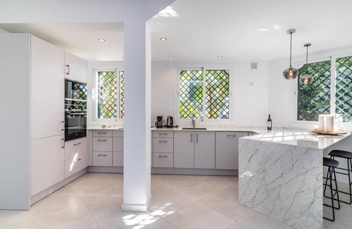 Nueva Andalucia Cottage | Top Renovated 3-BDRM Townhome w/Pool BBQ Rooftop