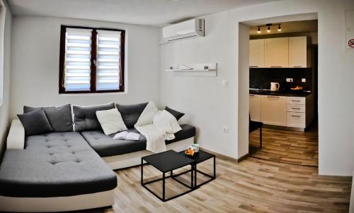 Cove Murtar Apartment | Tora