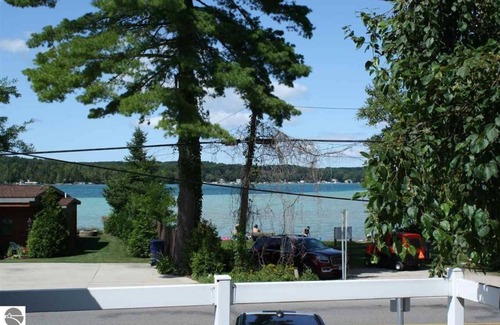 Rapid City Cottage | Torch River Retreat: Golden Leaves & Cozy Nights – Fall is Magical Here!