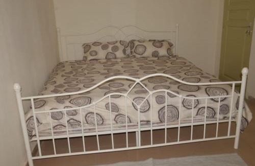 Bamako Apartment | Torobali IMMO Apartment 4- Modern 1BDR- Near Embassies and Restaurants- Secure Building