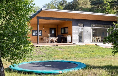 Rrvig House | "Toska" - 100m to the fjord by Interhome