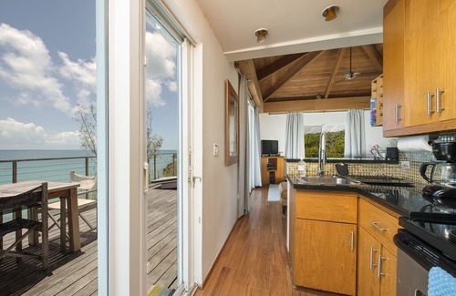 Savannah Sound House | Touch of Class 1BR, A Beachfront Home on the Warm Calm Caribbean