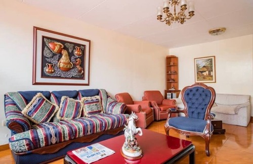 Campin House | TOURISTIC HOUSE-SU HOGAR LEJOS DE CASA
