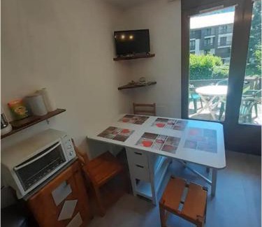 Bourg-Saint-Maurice Apartment | Tout compris 5pers à Bg St Maurice therighthouse