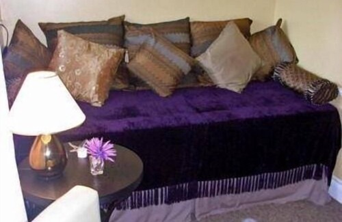 St Leonards-On-Sea Hotel | Tower House 1066