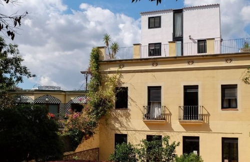 El Putget i Farro Apartment | Tower of the Secret Gardens