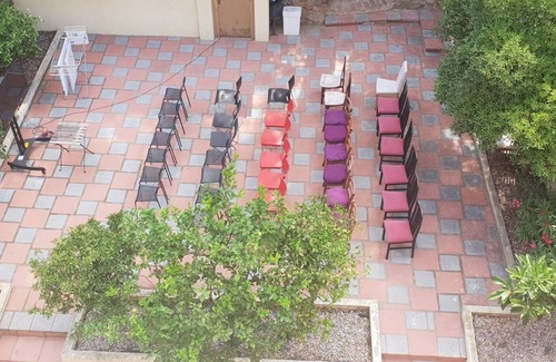 El Putget i Farro Apartment | Tower of the Secret Gardens