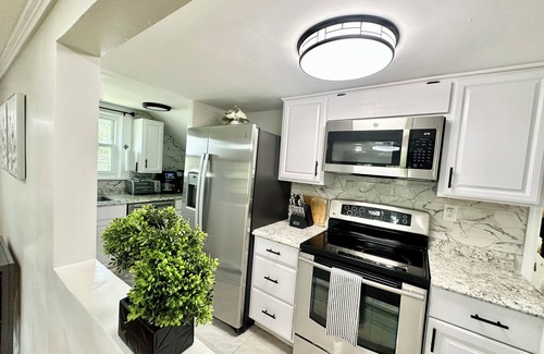 Newton Apartment | Town & Country Andover 2nd Floor Area Apartment