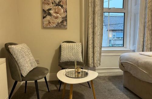 Newbridge House | Town Guest House