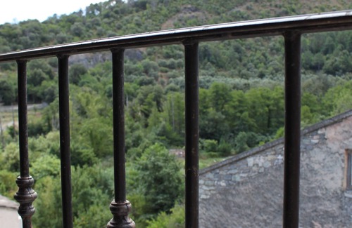 Corte House | Town house 5 minutes' walk from town center and rivers.
