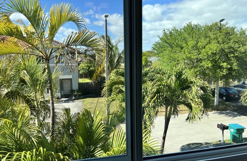 Cutler Bay House | Town House Gateway at Miami