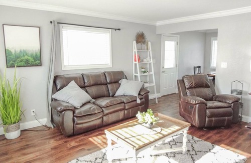 Branson Theater District House | Townhome-colonial A 2 Bedroom Townhouse