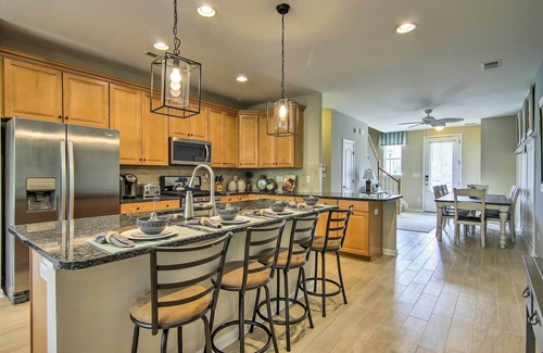 Millville House | Townhome w/Amenities: 4 Miles to Bethany Beach!