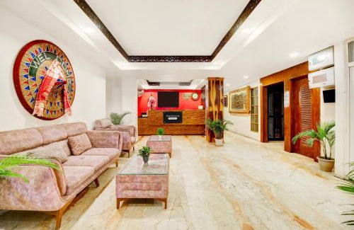 Sualkuchi Hotel | Townhouse Hatigaon Near Medicity Formerly Hotel Grand Majesty