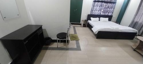 Shillong Hotel | Townhouse Howell Crossway Shillong (Formerly Laban Guest House