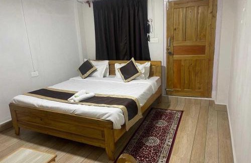 Shillong Hotel | Townhouse Howell Crossway Shillong (Formerly Laban Guest House