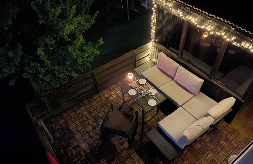 Guenzburg House | Townhouse Lotus in a prime location! 5 minutes from Legoland. families & pets.