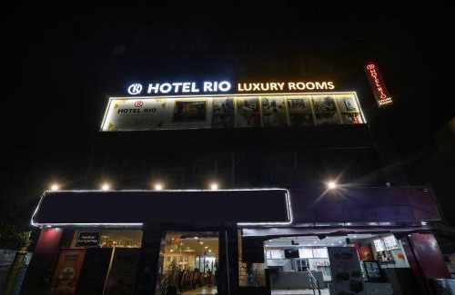 Chanda Nagar Hotel | Townhouse RIO