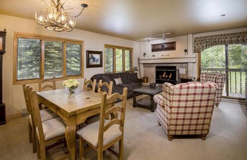 Beaver Creek Apartment | Townsend Place B-106 condo